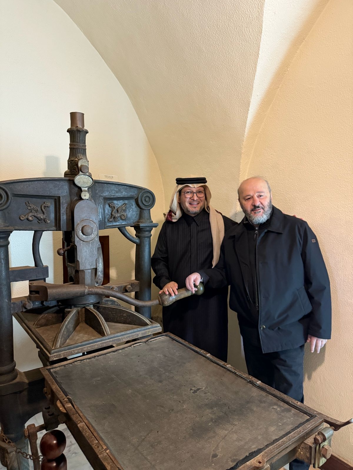 البخاري في دير الخنشارة