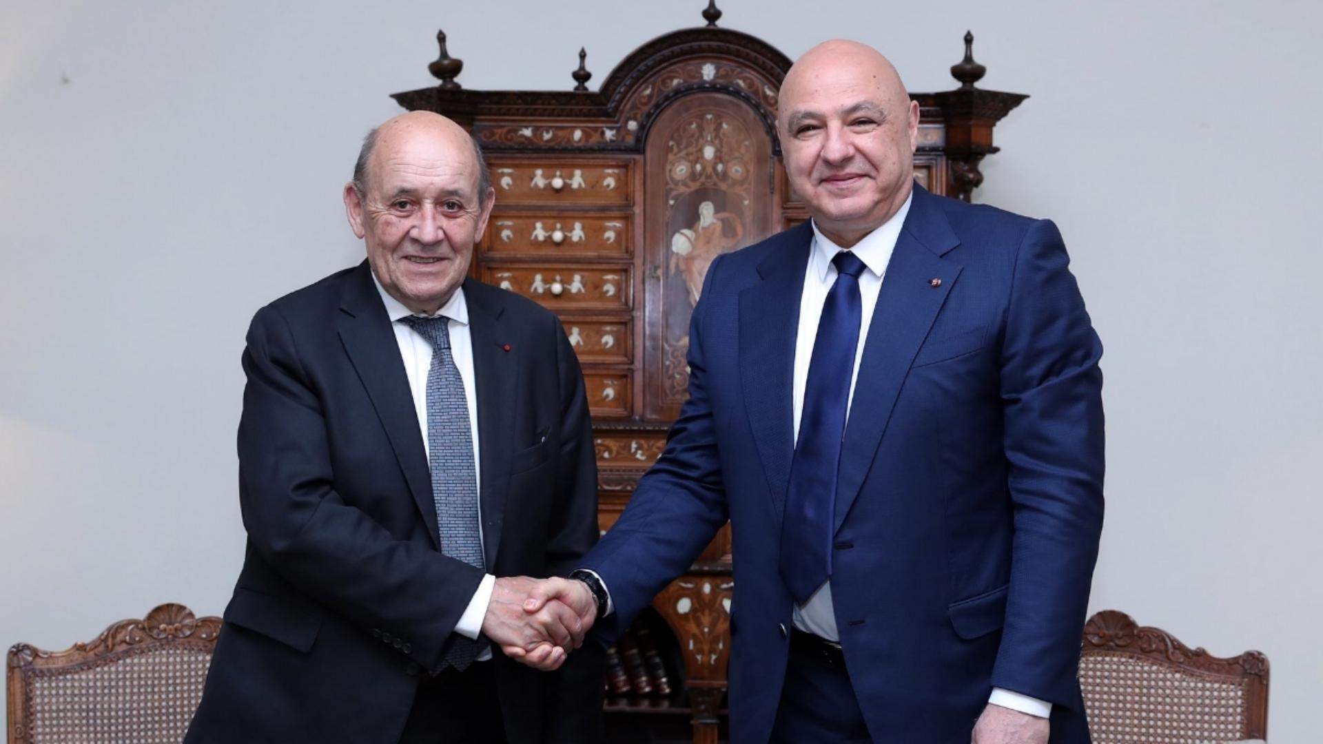 Photos: Aoun receives Le Drian