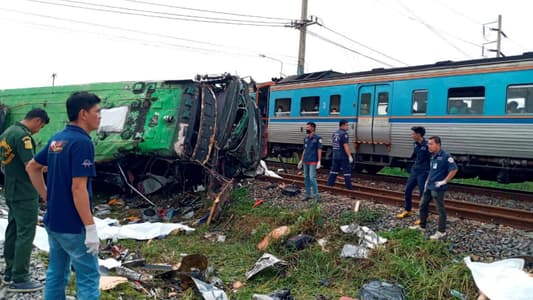 Thailand bus accident leaves 18 dead