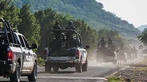 Armed group kidnaps 14 police employees in southern Mexico: official