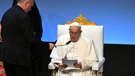 Pope Francis Says Migrants 'Do Not Invade' Europe