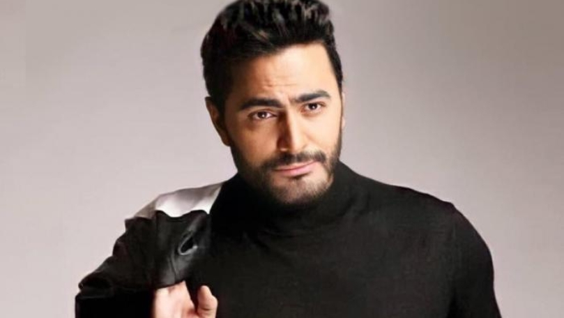 حقيقة تعرض تامر حسني للضرب وسط تدافع جماهيري كبير