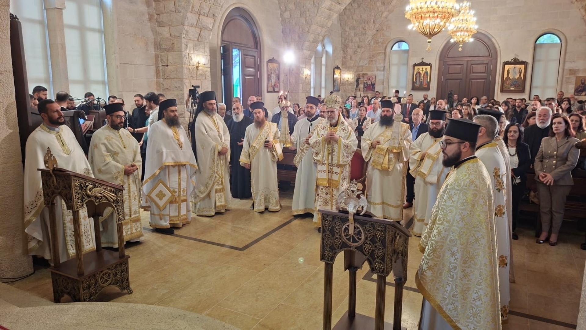 المتروبوليت موسي ترأس سيامة الشماس عمانوئيل المرّ كاهنًا