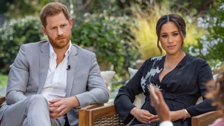 الأمير هاري وميغان ماركل "كارداشيانز" القصر الملكي