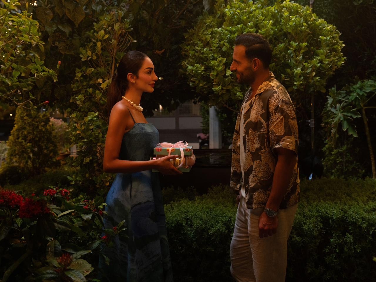 بعد نجاح "شهر زيّ العسل"... تعاون جديد بين إيلي السمعان ونور الغندور من إنتاج إيغل فيلمز!