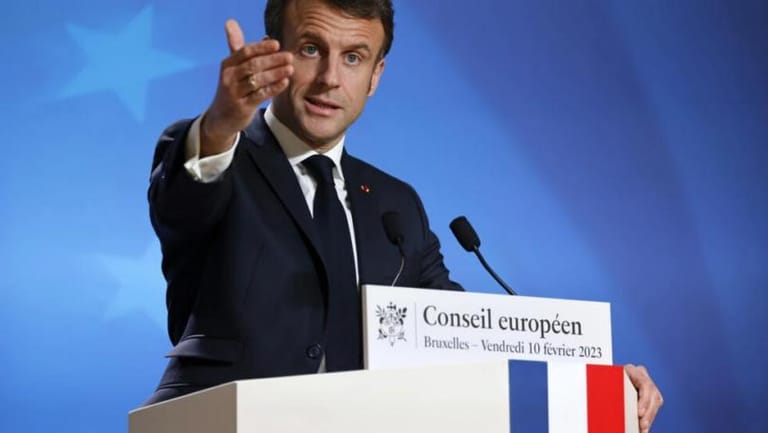 Macron warns impossible to send Ukraine jets in coming weeks