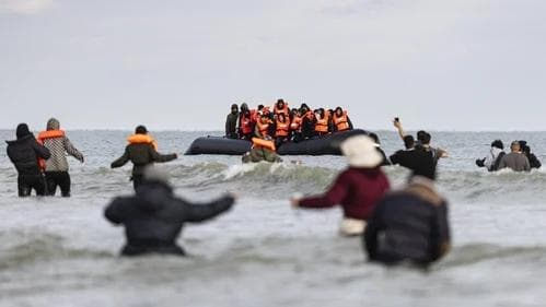 French rescuers save 107 migrants in Channel in one day