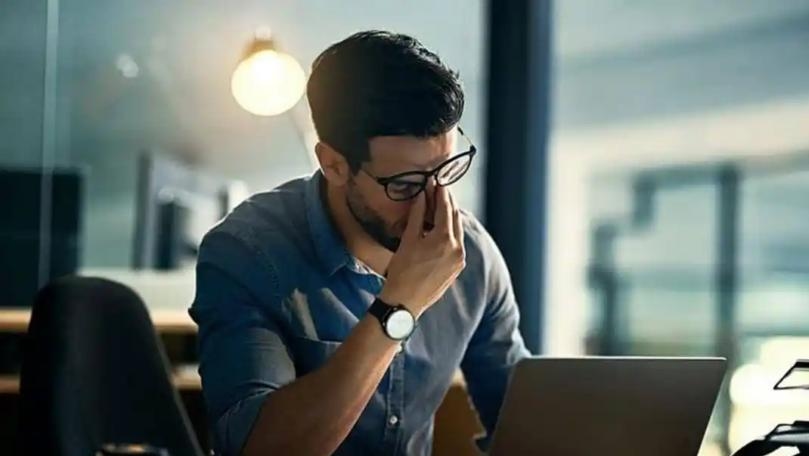 5 علامات تحذيرية لمتلازمة الرؤية الحاسوبية