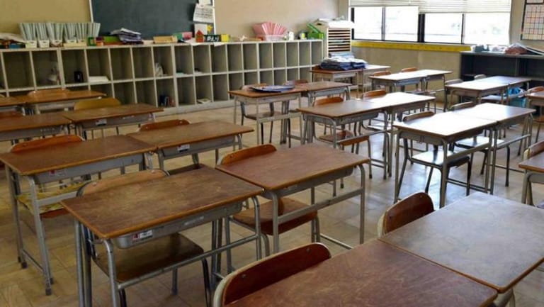 سلسلة مطالب لأساتذة الدوام المسائي لغير اللبنانيين