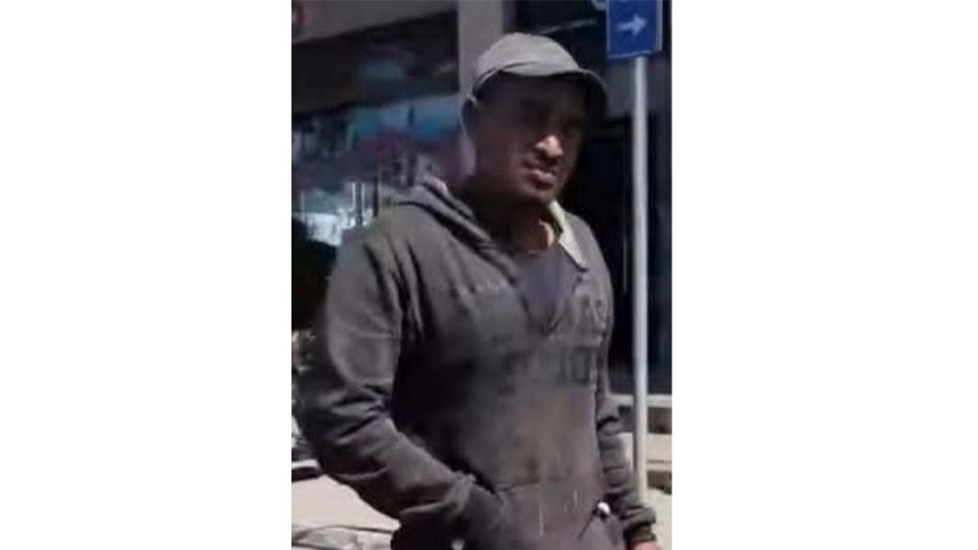 بالصّورة: أحرق النّفايات داخل عقار... هل من تعرّف إليه؟