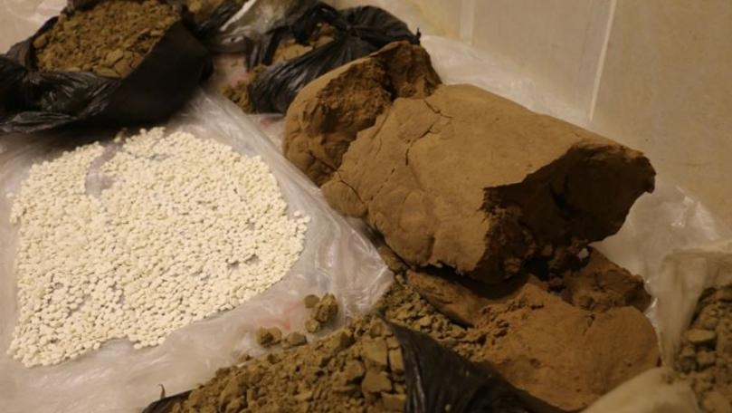 بالصّور: مكافحة تهريب الأشخاص والمخدرات تابع