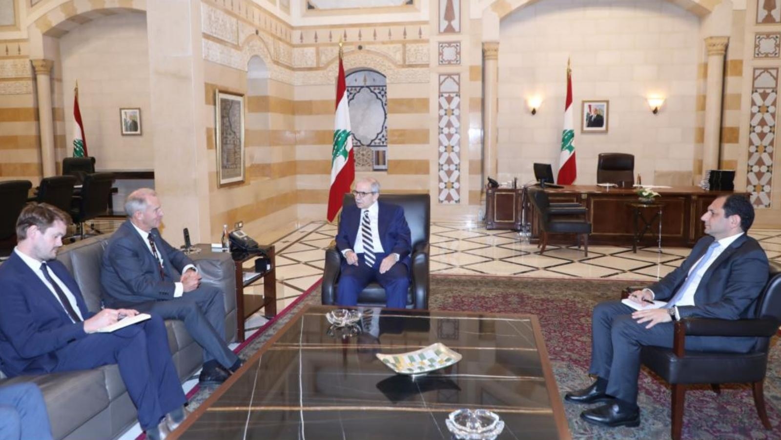 Salam meets Australian Ambassador, business delegation, and Ambassador Al-Zohbi