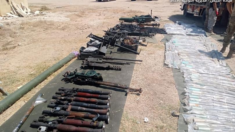 Photos: Army Takes Delivery of Palestinian Weapons in South Litani