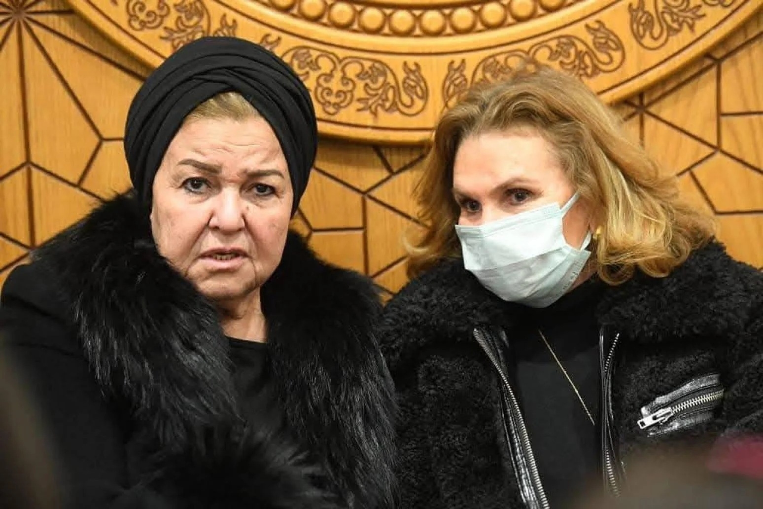 نجوم مصر يحتشدون في عزاء السبكي