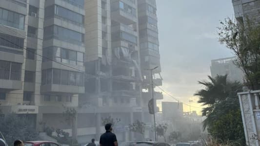 Photo: The Israeli airstrike targeted a residential apartment near Zahraa Hospital in the Jnah area