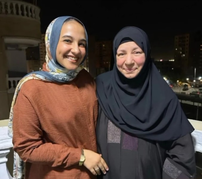 أسرة عبلة كامل تكشف حقيقة الصور المتداولة