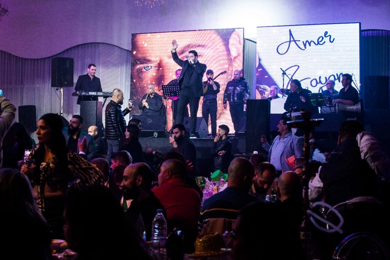 بالصور: جانبٌ من حفلة عامر زيان ليلة رأس السنة
