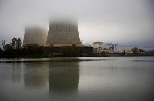 France's nuclear output hit by strike at EDF