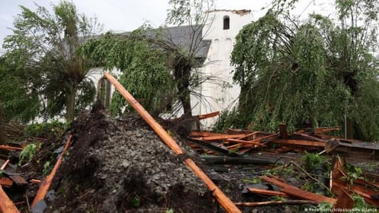 'Tornado' in western Germany injures dozens