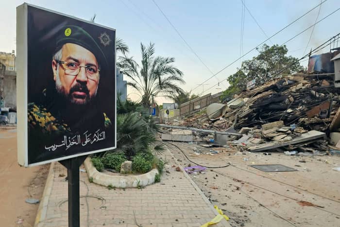 من يقود "الحزب" بعد اغتيال إسرائيل قادته وكوادره؟