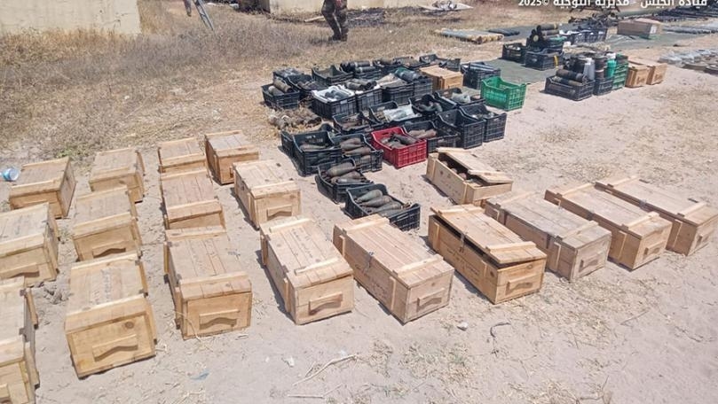 Photos: Army Takes Delivery of Palestinian Weapons in South Litani