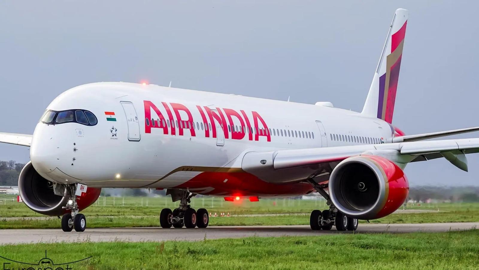 Air India Plane Crashes at India's Ahmedabad Airport