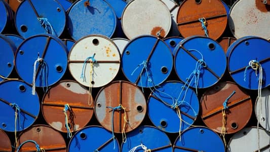 النفط يتراجع مع ارتفاع إصابات كورونا في الصين