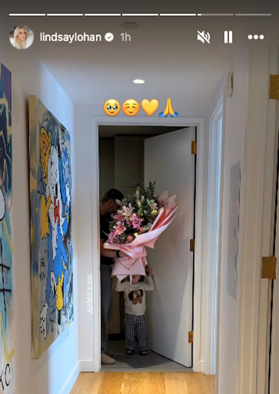 ليندسي لوهان تحتفل مع زوجها