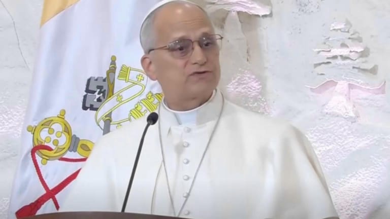 البابا لاوون للبنانيين: أنتم ﺷﻌﺐ ﻻ ﯾﺴﺘﺴﻠﻢ