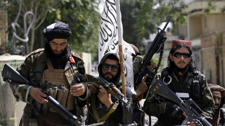 حين تتمرّد البنادق على الدولة... هكذا تكون النهاية!