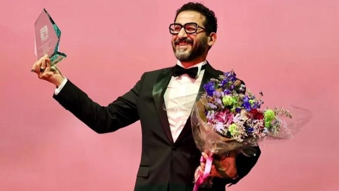 أحمد حلمي يهدي تكريمه في مهرجان مالمو إلى 4 نساء