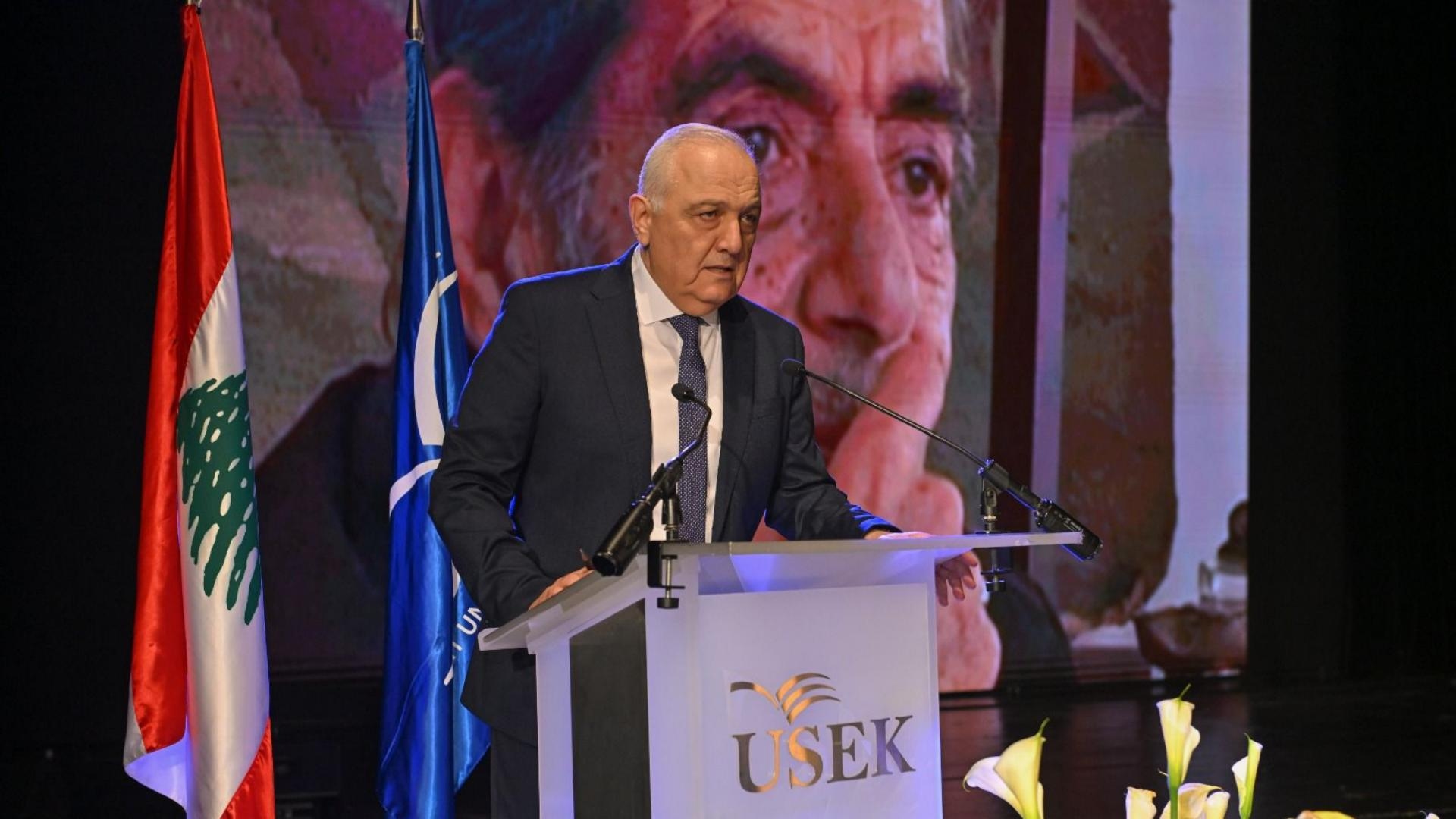 جامعة الروح القدس – الكسليك تكرّم ريمون جبارة وتعيد إحياء مسرحية "شربل" على مسرح كازينو لبنان
