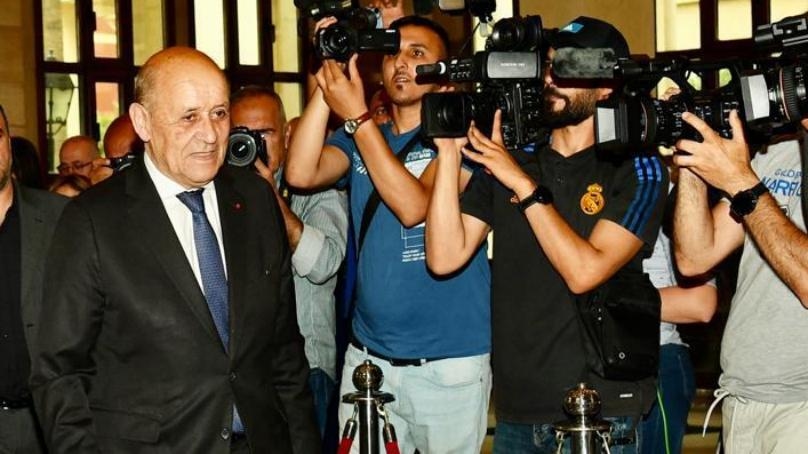 لبنان أمام فرصة أخيرة... والعين على نتائج زيارة لودريان