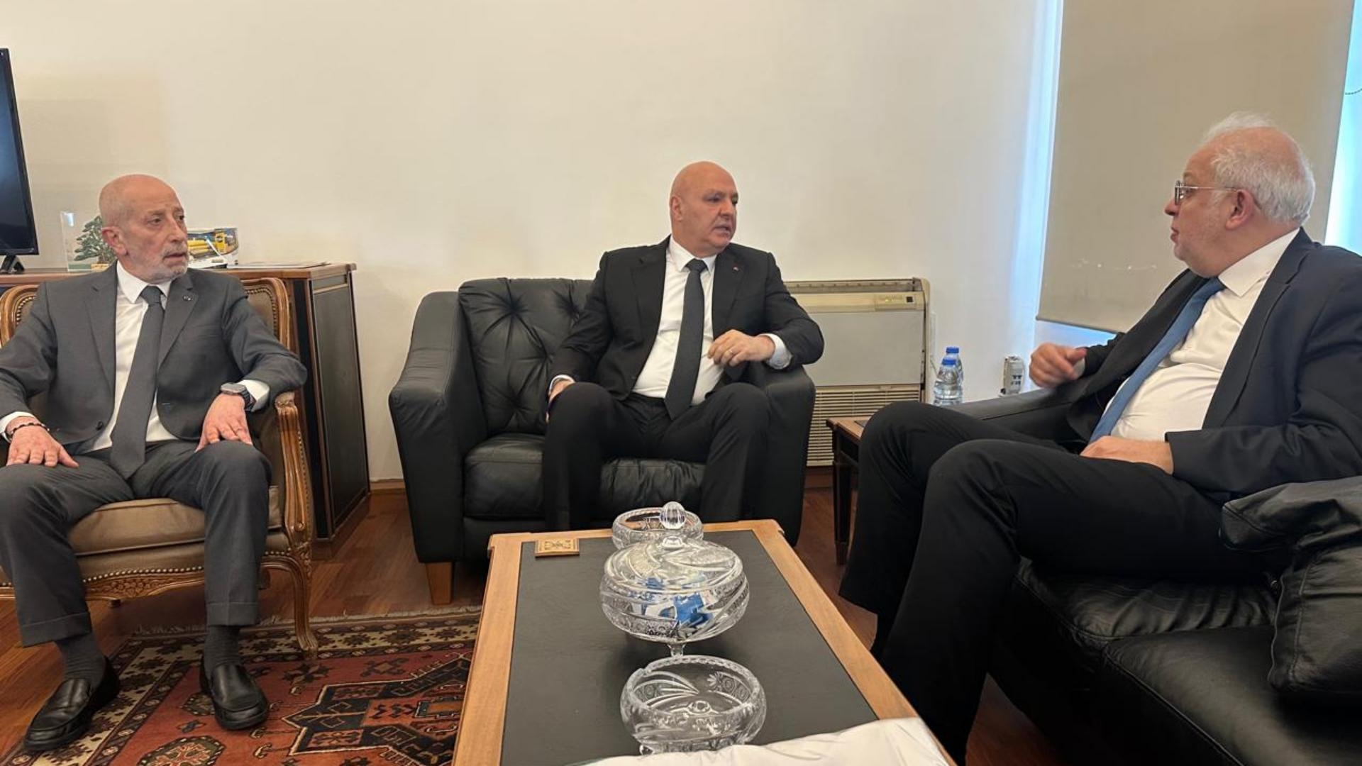 بالصورة: الرئيس عون زار وزارة العدل حيث التقى الوزير عادل نصّار وشدّد على أهمية تحقيق العدالة في هذه المرحلة