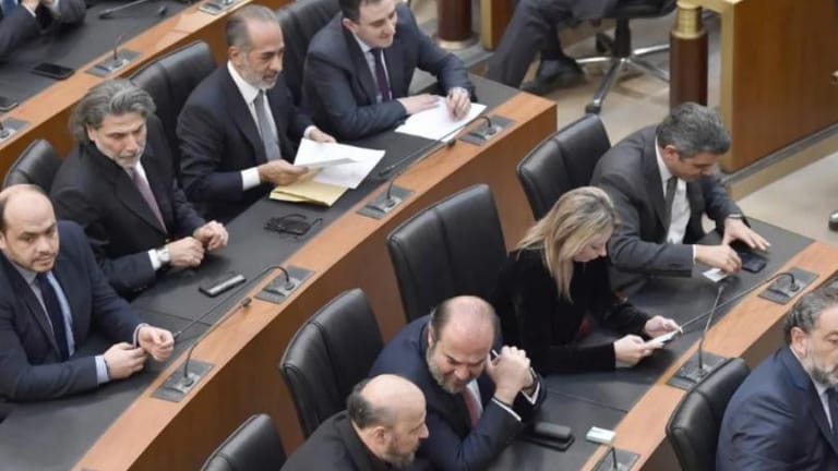 هل تنضمّ "القوات" إلى "قطار" التسوية الرئاسية؟