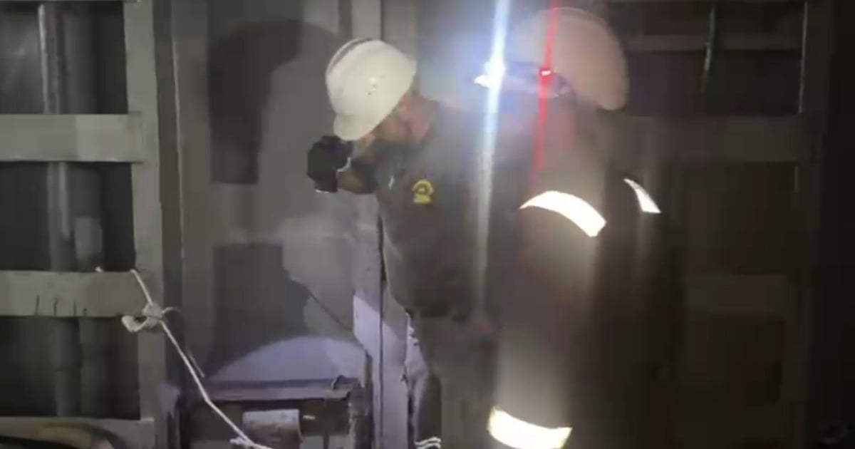 Watch: Exclusive Footage from Aboard the Stranded Seahorse