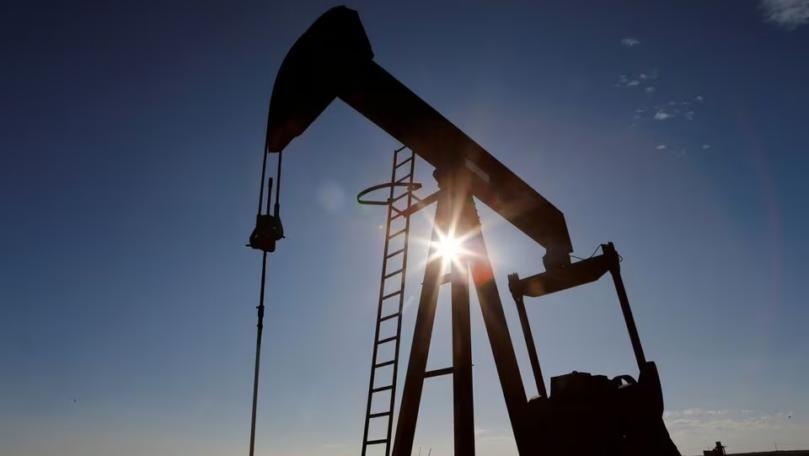 Oil down more than 1 percent as uncertainty swirls over delayed OPEC+ meeting