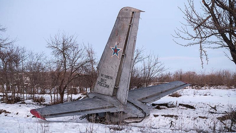Russian Warplane Crashes, Killing Its Crew in the West of the Country