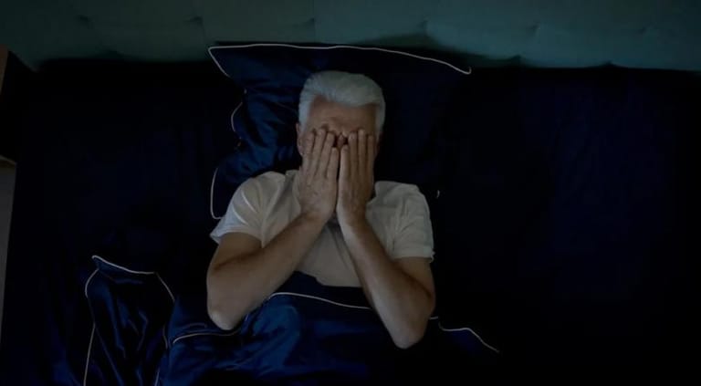 Sleep Apnea, Lack of Deep Sleep Linked to Damage in Brain