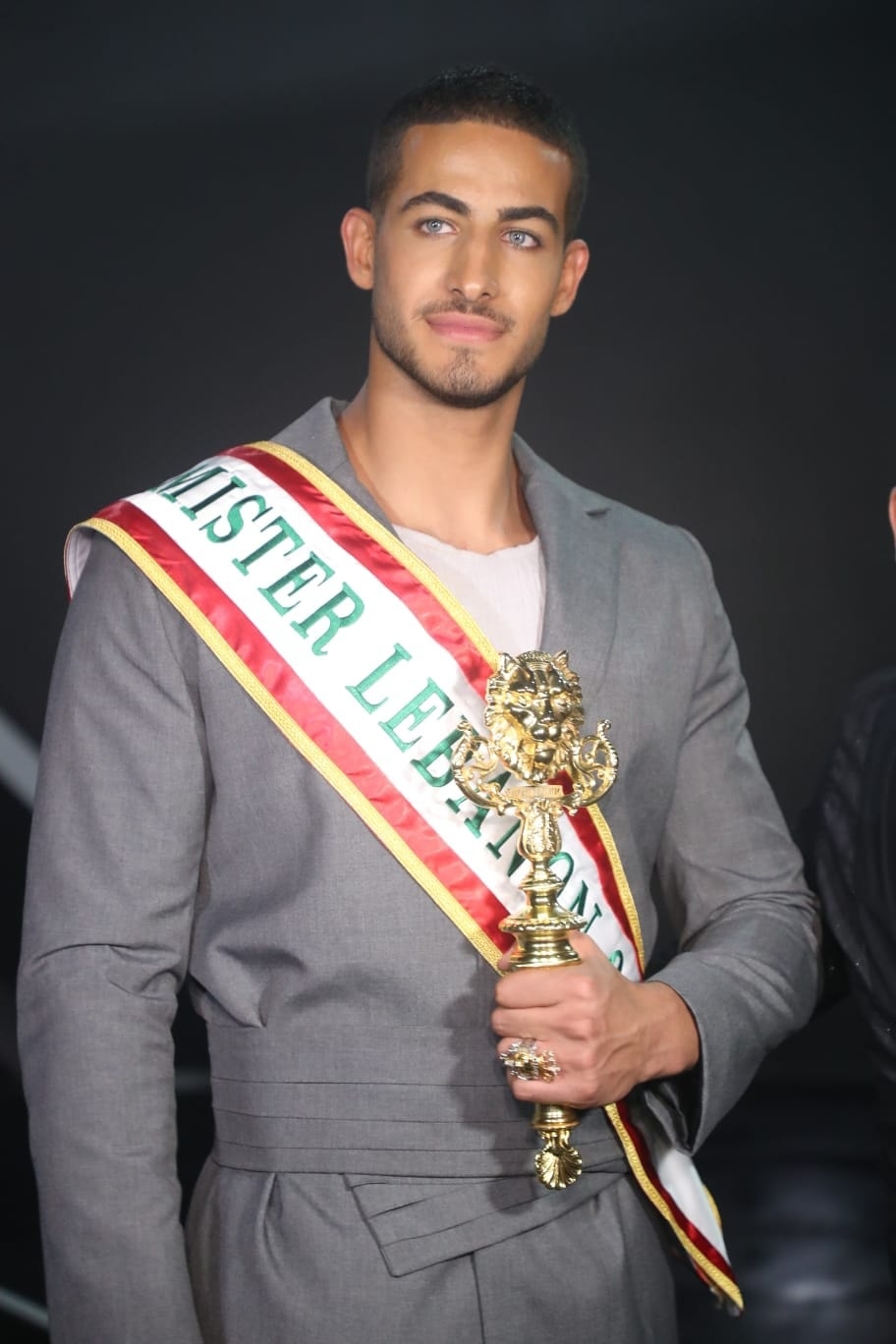 بالصور: أجواء حفلة مسابقة ملك جمال لبنان لعام 2023... وسيف الوليد حرب ملك "اللقب"