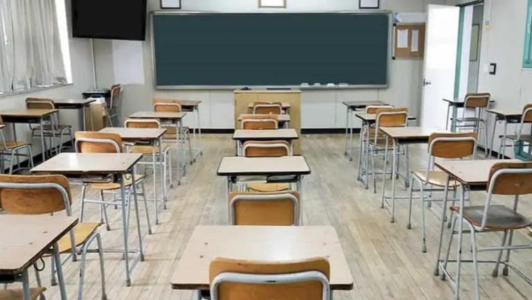 تأخّر حوافز نيسان... والأشهر المقبلة بلا تعويضات للأساتذة؟