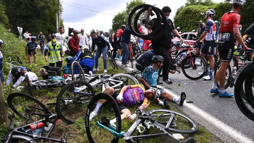 Spectator Who Caused Tour de France Crash Handed a 1,200 Euros Fine