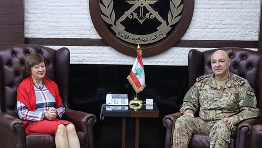 Army chief discusses south Lebanon developments with UN’s Wronecka