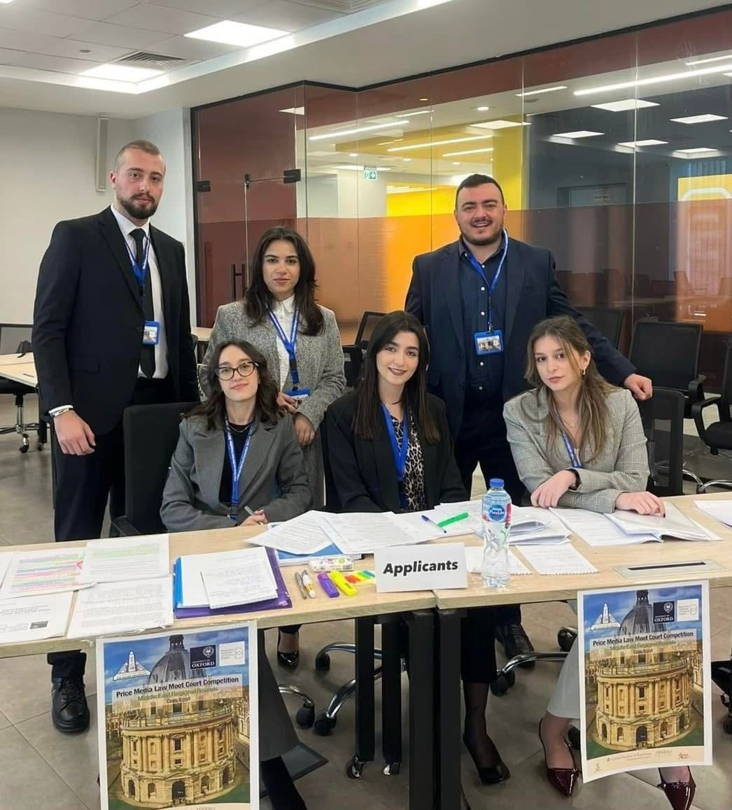 جامعة الروح القدس تتألق دوليًا في مسابقة جامعة أكسفورد البريطانية