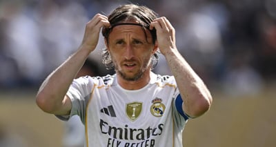بعد 13 عاماً... مودريتش يودّع الريال