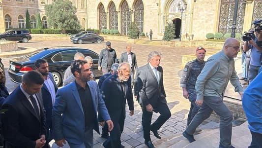 Larijani arrived at the Grand Serail