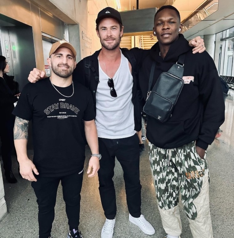 هيمسوورث يبدأ الترويج لـ "إكسترا أكشن 2"... من بلده!