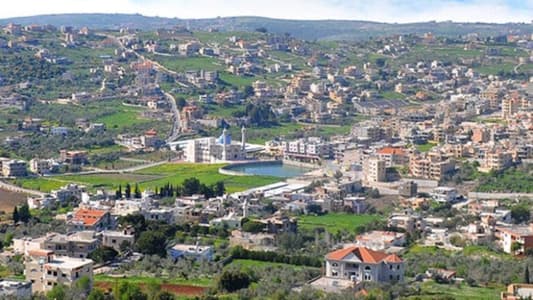 Families from Rmeish and Ain Ebel are trapped in the OLAS school in Rmeish and are calling on the army and Red Cross to secure their evacuation to a safe area