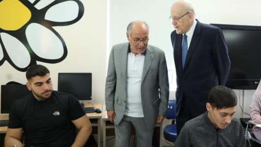 Mikati, Halabi visit students at CCCL sitting for official exams
