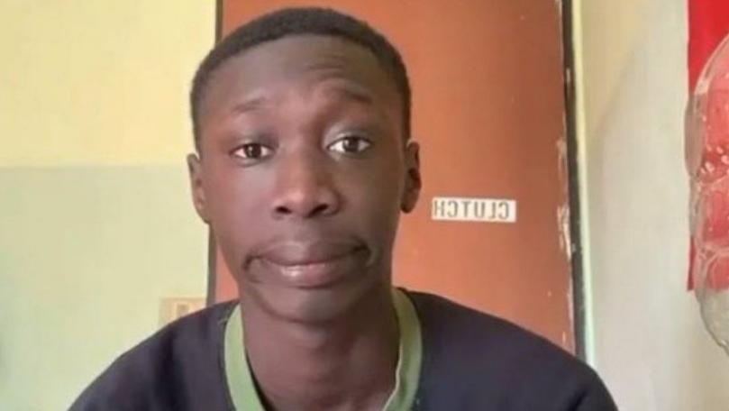 TikTok Star Shoots to Fame by Demolishing Terrible Life Hacks